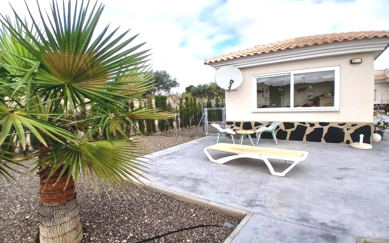 5 soverom Villa til salgs i Sax med svømmebasseng garasje - € 495 000 (Ref: 9380079)