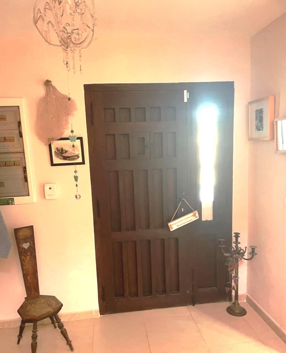 6 soveværelse Finca/Landehus til salg i Pinoso med swimmingpool garage - € 649.995 (Ref: 9384933)