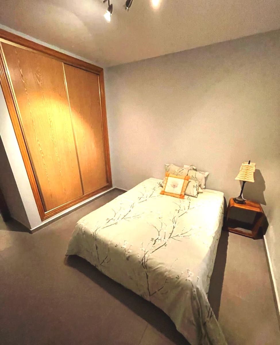 6 soveværelse Finca/Landehus til salg i Pinoso med swimmingpool garage - € 649.995 (Ref: 9384933)