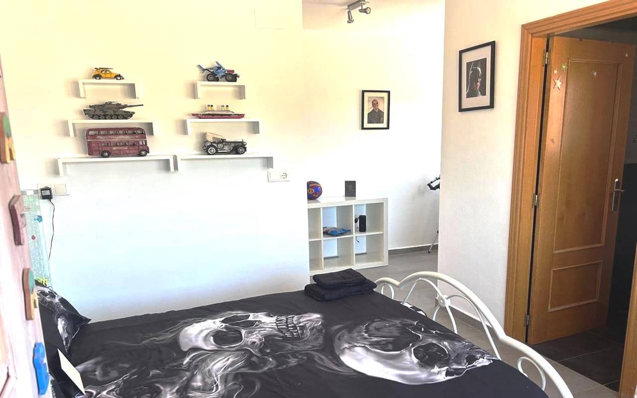 6 soveværelse Finca/Landehus til salg i Pinoso med swimmingpool garage - € 649.995 (Ref: 9384933)