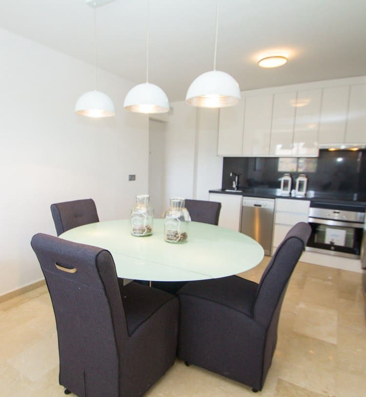 2 quarto Apartamento para venda em Villamartin com piscina garagem - 255 000 € (Ref: 9386991)