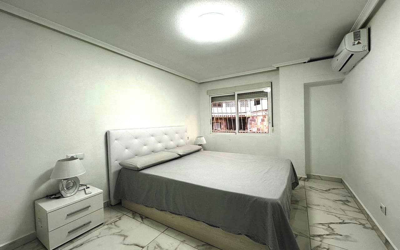 2 quarto Apartamento para venda em Torrevieja - 184 950 € (Ref: 9393443)