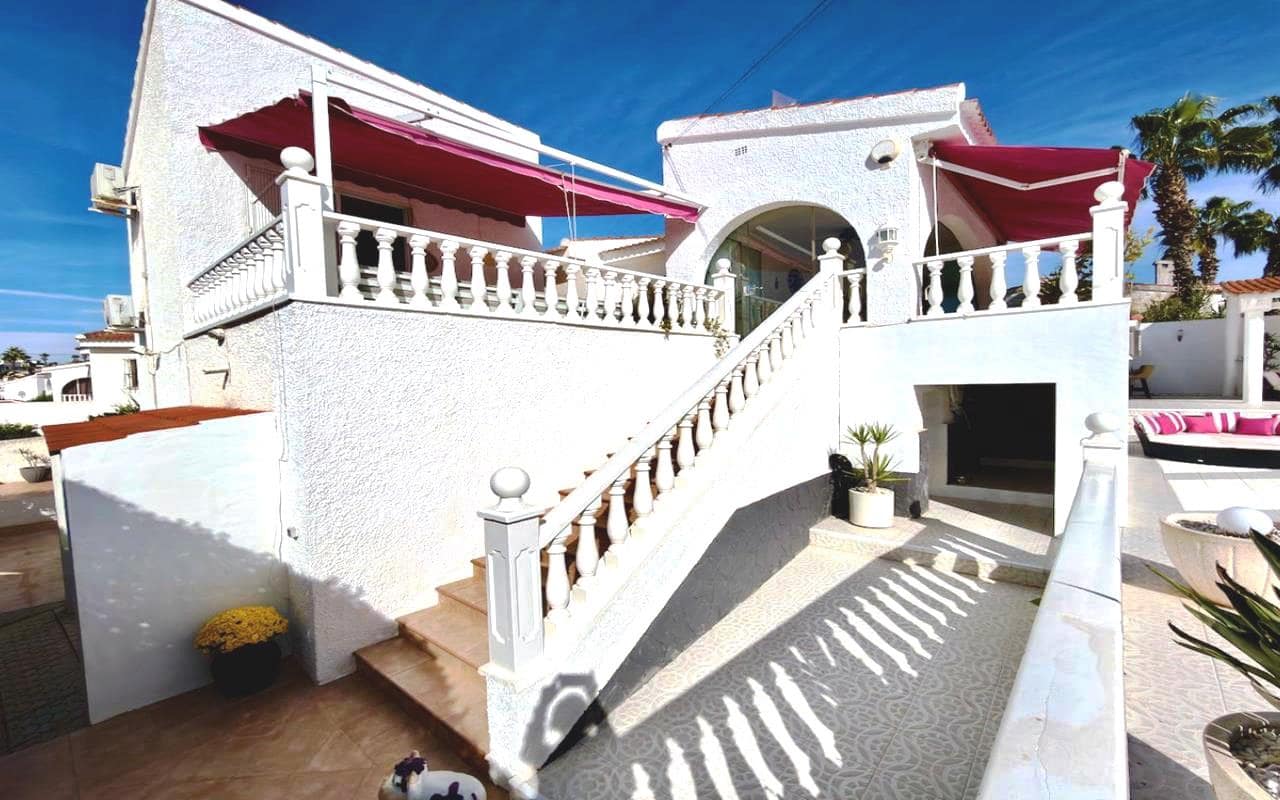 4 camera da letto Villa in vendita in Ciudad Quesada con piscina garage - 485.000 € (Rif: 9404689)