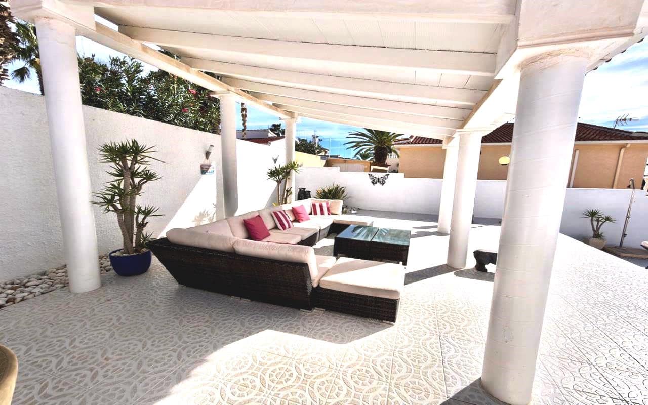 4 camera da letto Villa in vendita in Ciudad Quesada con piscina garage - 485.000 € (Rif: 9404689)