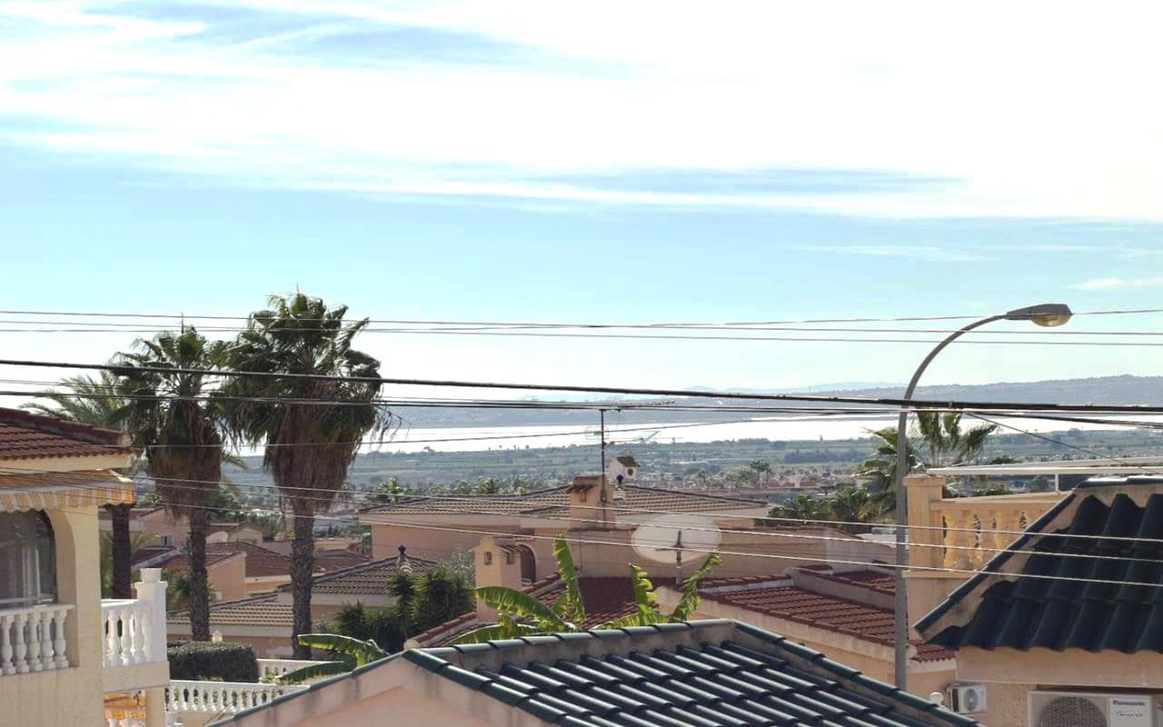 4 camera da letto Villa in vendita in Ciudad Quesada con piscina garage - 485.000 € (Rif: 9404689)