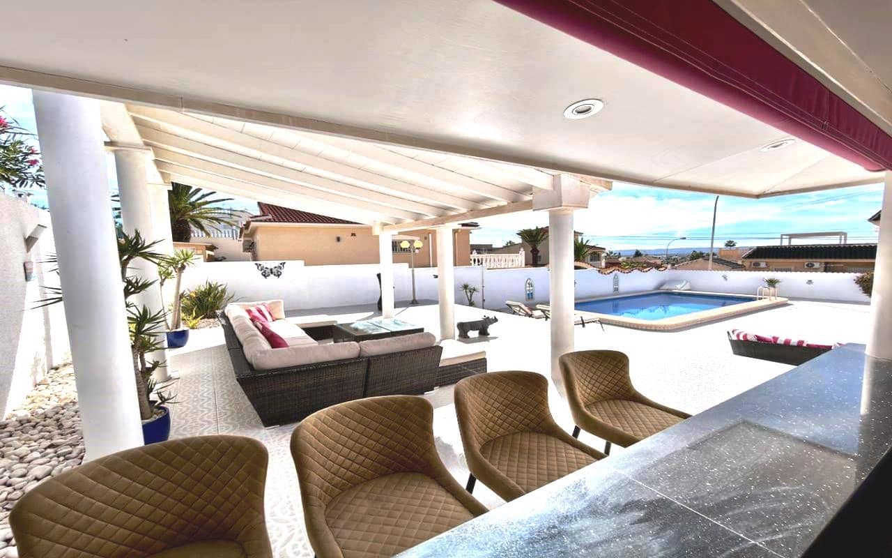 4 camera da letto Villa in vendita in Ciudad Quesada con piscina garage - 485.000 € (Rif: 9404689)