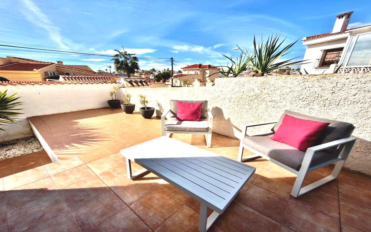 4 camera da letto Villa in vendita in Ciudad Quesada con piscina garage - 485.000 € (Rif: 9404689)