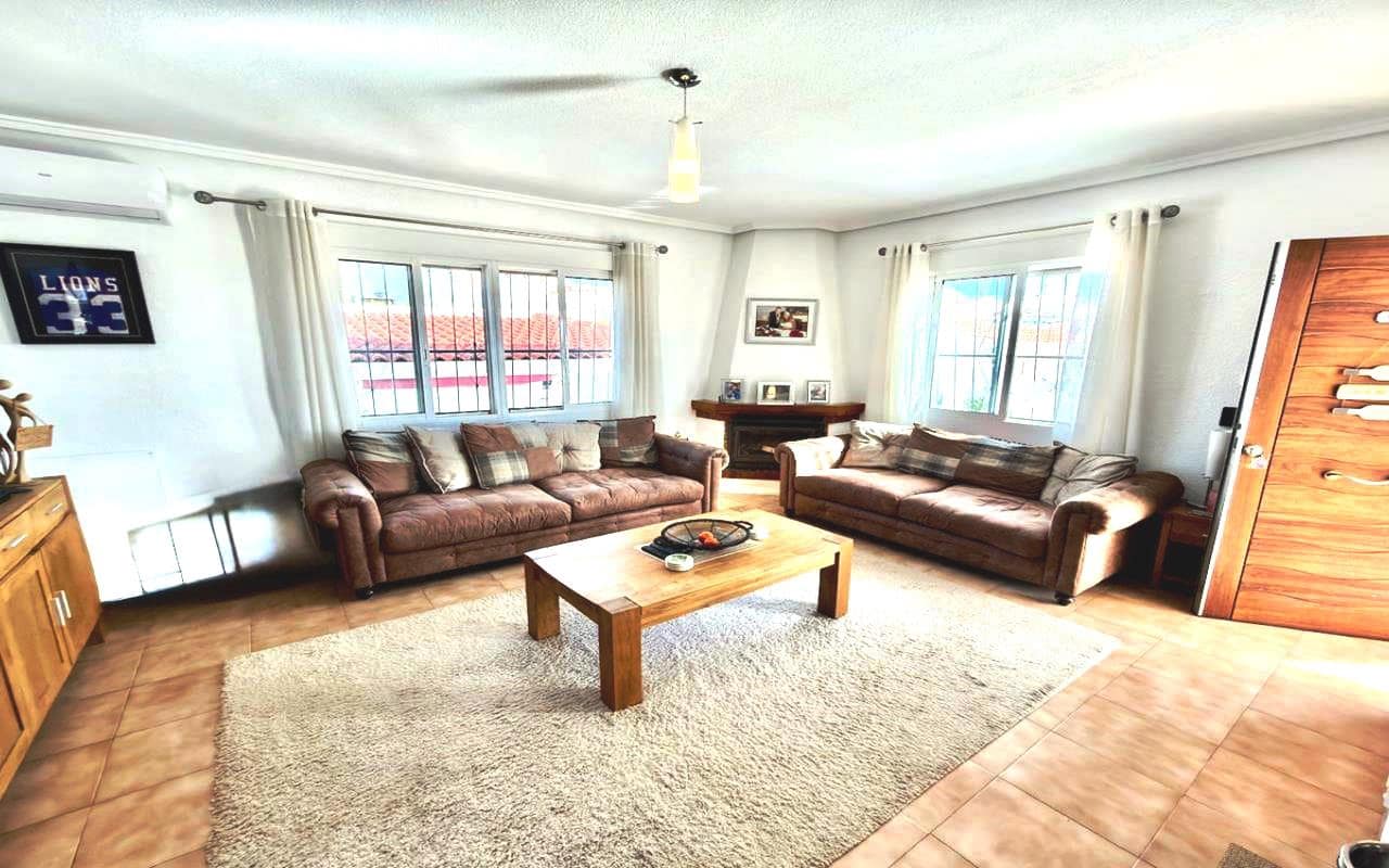 4 camera da letto Villa in vendita in Ciudad Quesada con piscina garage - 485.000 € (Rif: 9404689)