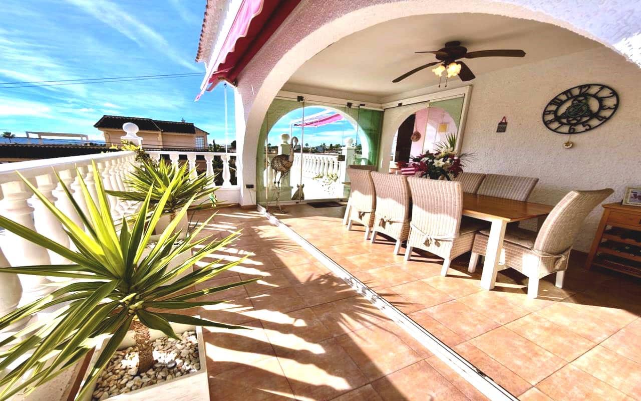 4 camera da letto Villa in vendita in Ciudad Quesada con piscina garage - 485.000 € (Rif: 9404689)
