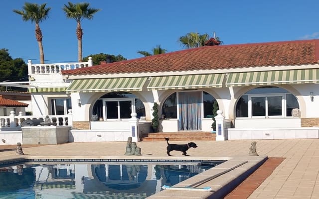 5 sovrum Finca/Hus på landet till salu i Albatera med pool garage - 399 999 € (Ref: 9404690)