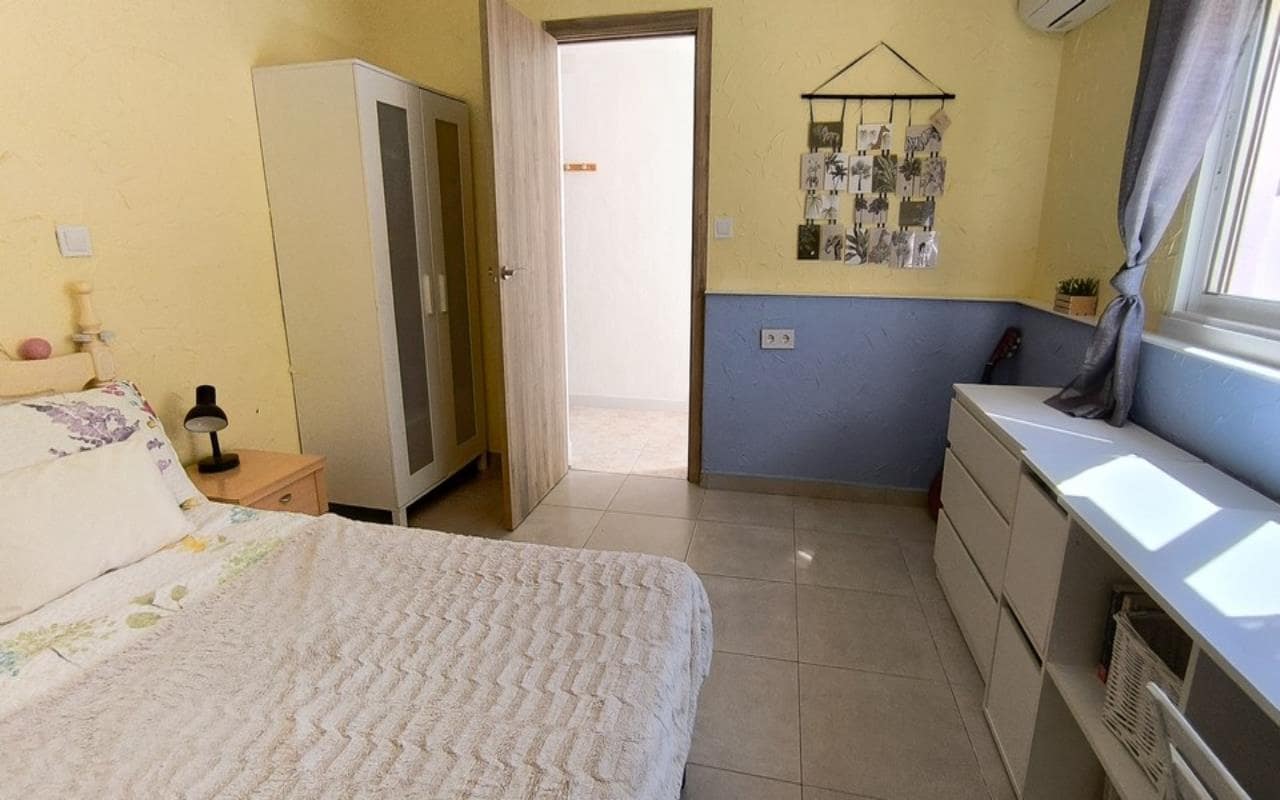 5 slaapkamer Finca/Landhuis te koop in Benijofar met zwembad garage - € 475.000 (Ref: 9406965)