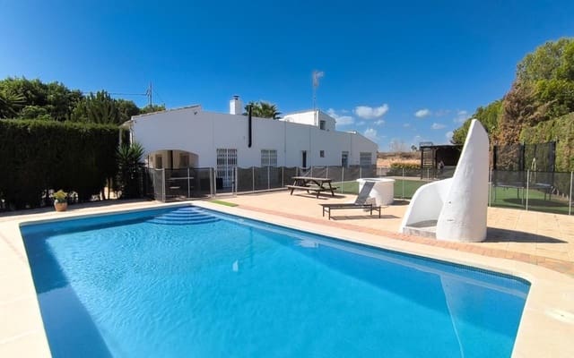 5 quarto Quinta/Casa Rural para venda em Benijófar com piscina garagem - 475 000 € (Ref: 9406965)