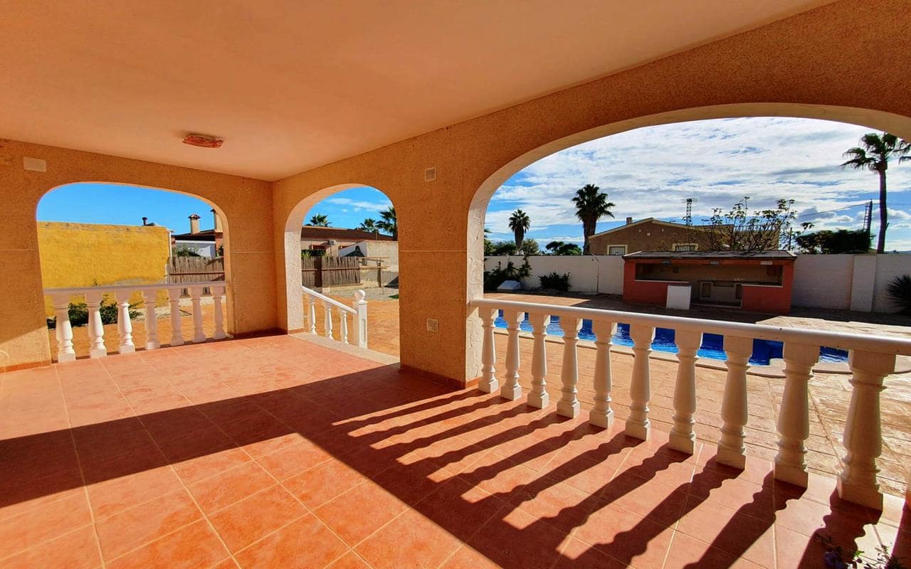 3 sovrum Finca/Hus på landet till salu i Catral med pool garage - 285 000 € (Ref: 9407047)