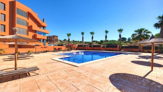 2 soveværelse Lejlighed til salg i Villamartin, Orihuela med swimmingpool garage - € 285.000 (Ref: 9407830)