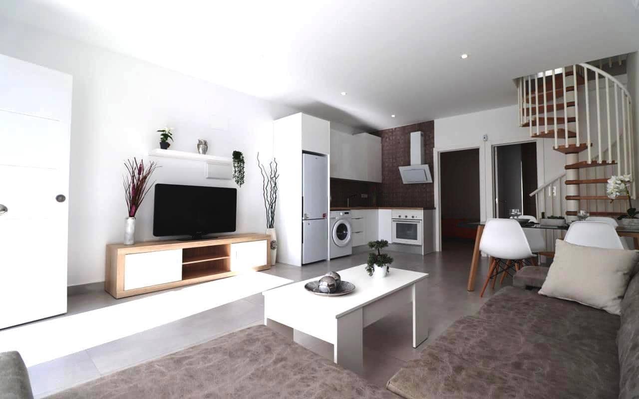 2 soverom Hus til salgs i Torrevieja med garasje - € 149 900 (Ref: 9409402)