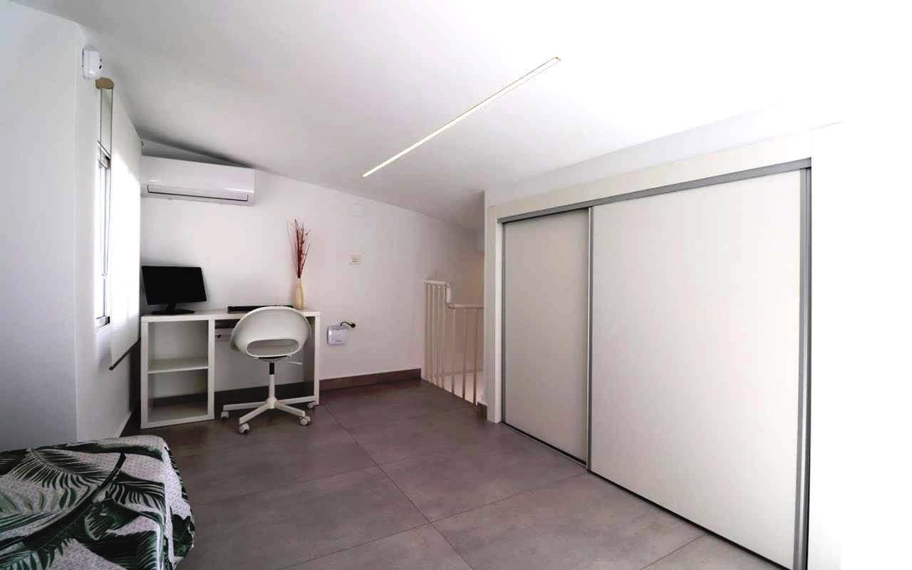 2 soverom Hus til salgs i Torrevieja med garasje - € 149 900 (Ref: 9409402)