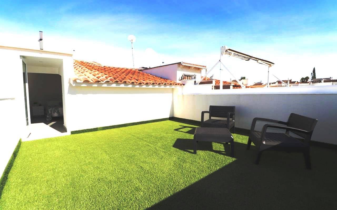 2 soverom Hus til salgs i Torrevieja med garasje - € 149 900 (Ref: 9409402)