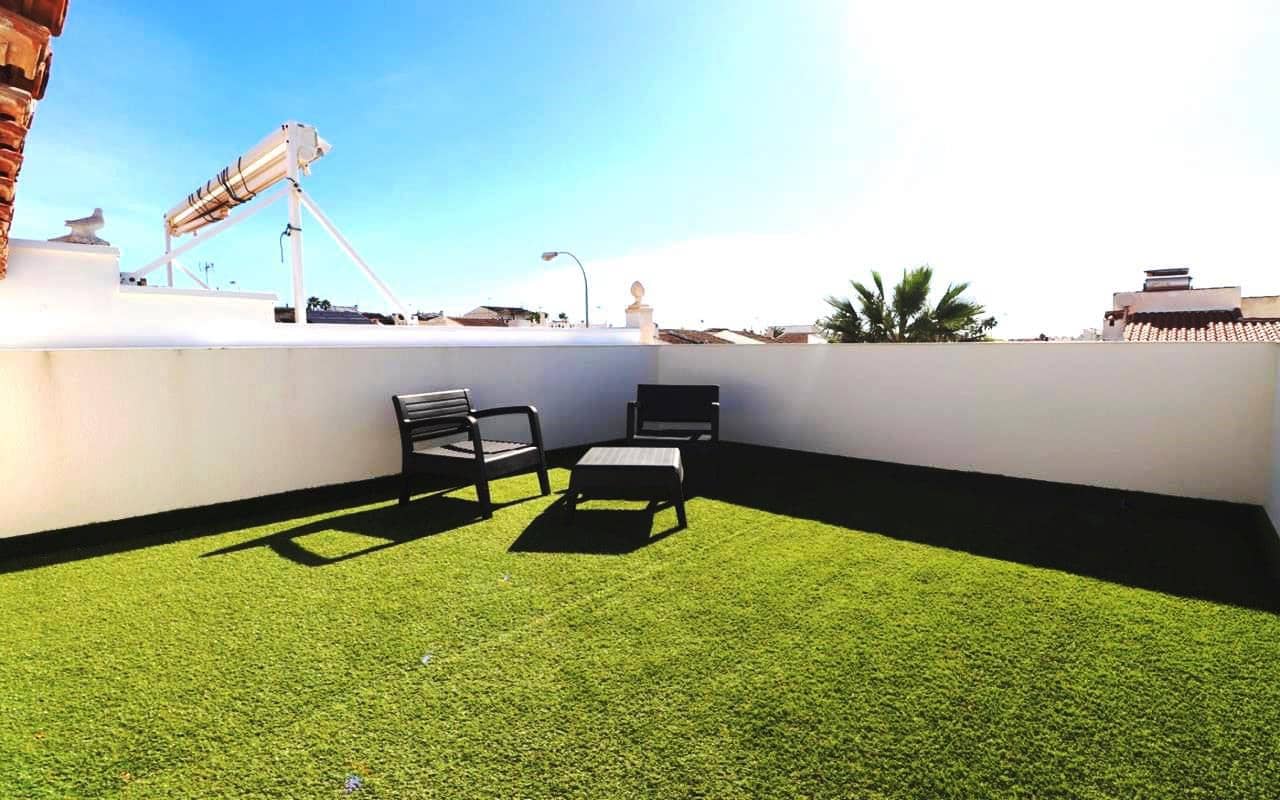 2 soverom Hus til salgs i Torrevieja med garasje - € 149 900 (Ref: 9409402)