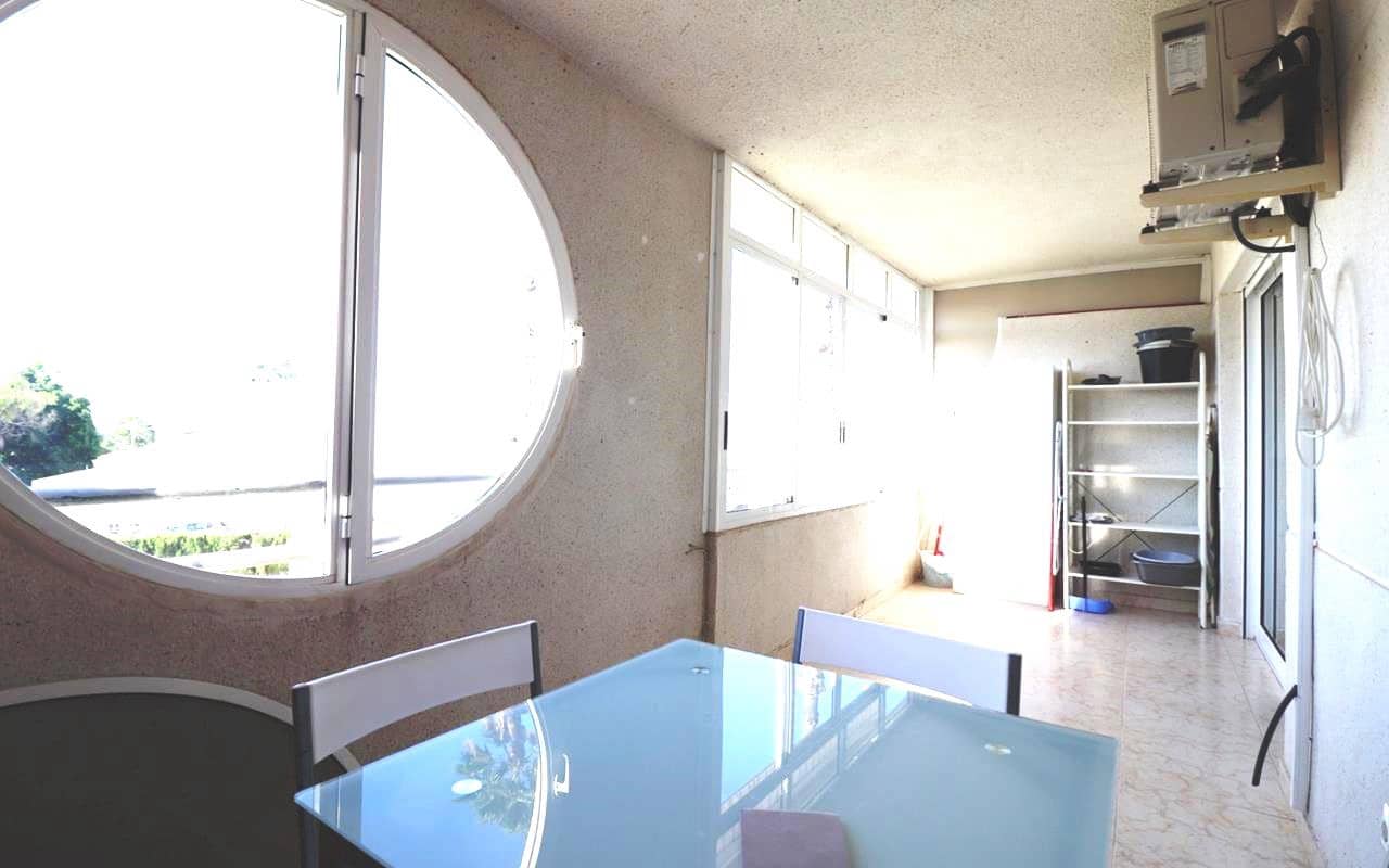 2 Zimmer Apartment zu verkaufen in Torrevieja mit Pool Garage - 126.580 € (Ref: 9409403)