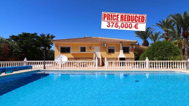 3 soveværelse Finca/Landehus til salg i Catral med swimmingpool garage - € 350.000 (Ref: 9410245)