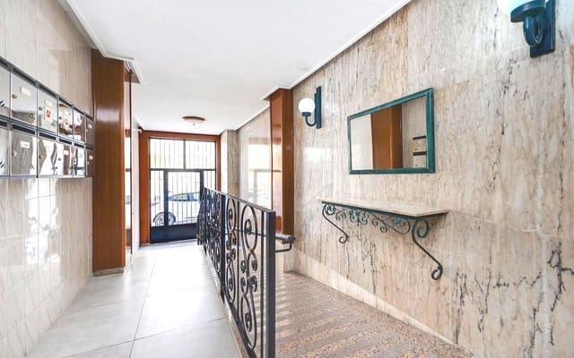 2 quarto Apartamento para venda em Torrevieja - 179 500 € (Ref: 9420503)