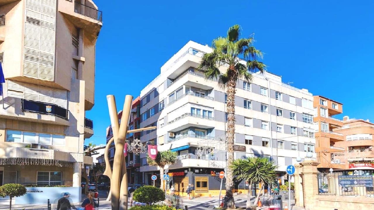 2 quarto Apartamento para venda em Torrevieja - 179 500 € (Ref: 9420503)