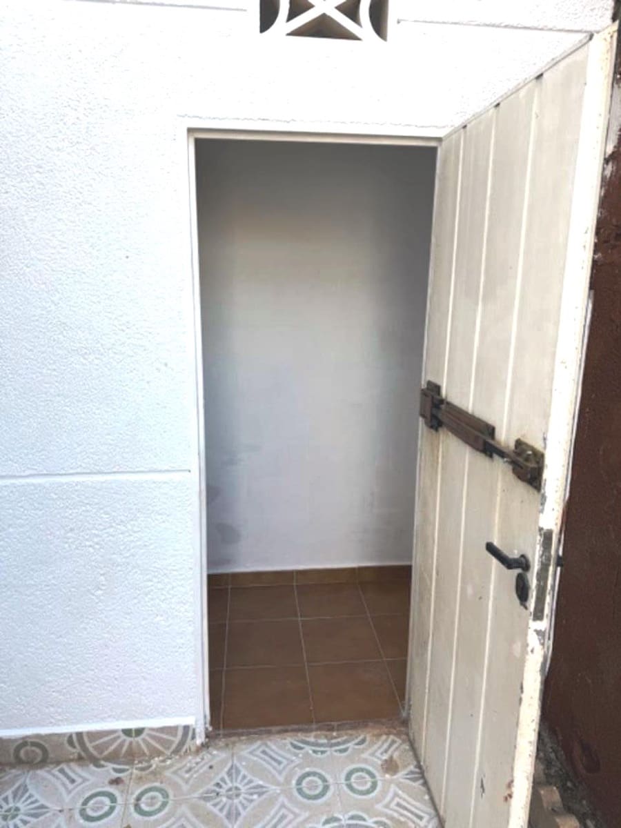 3 soverom Hus til salgs i Torrevieja med garasje - € 142 500 (Ref: 9450886)
