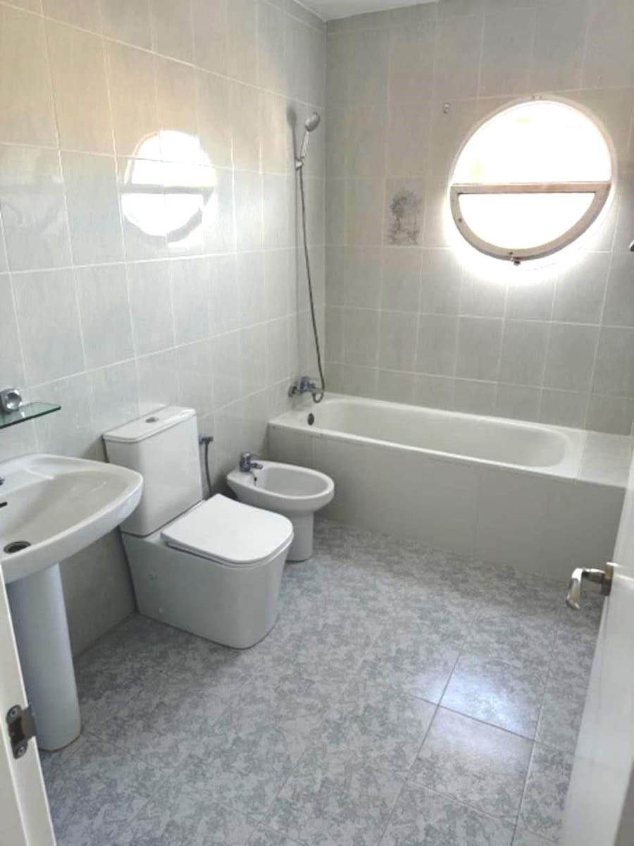 3 soverom Hus til salgs i Torrevieja med garasje - € 142 500 (Ref: 9450886)