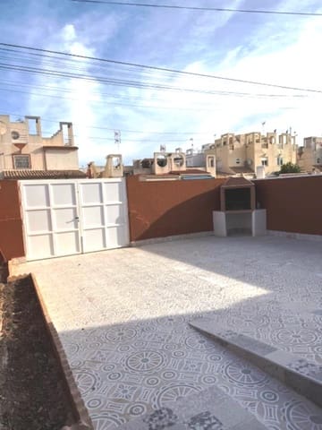 3 soverom Hus til salgs i Torrevieja med garasje - € 142 500 (Ref: 9450886)