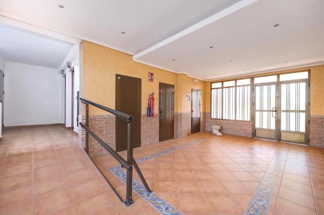 2 slaapkamer Appartement te koop in La Mata, Torrevieja met garage - € 155.000 (Ref: 9451514)