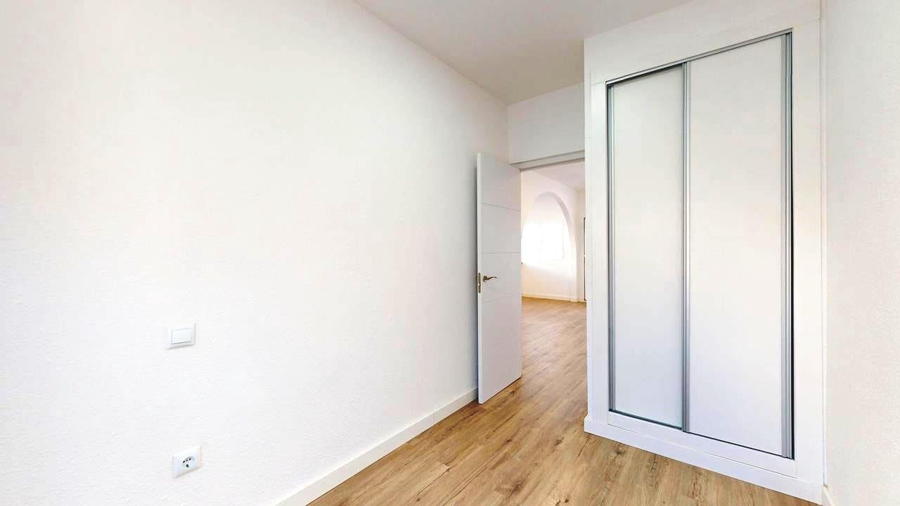 2 quarto Bungalow para venda em Villamartin - 199 000 € (Ref: 9451628)