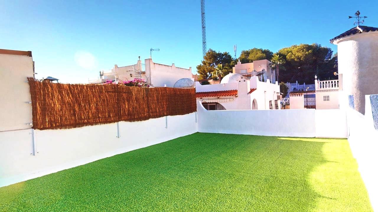 2 quarto Bungalow para venda em Villamartin - 199 000 € (Ref: 9451628)