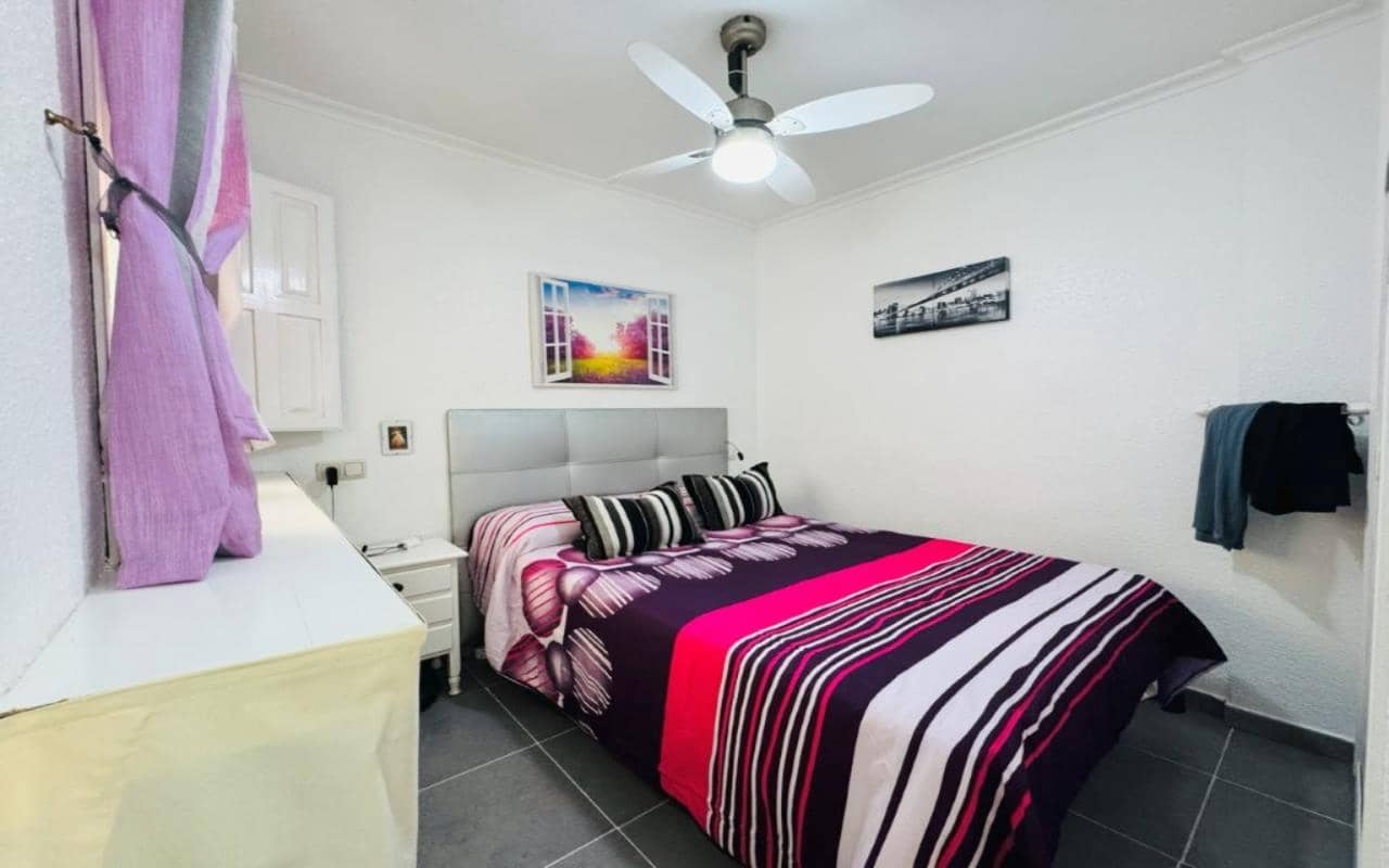 1 slaapkamer Appartement te koop in La Mata met zwembad - € 95.000 (Ref: 9452437)