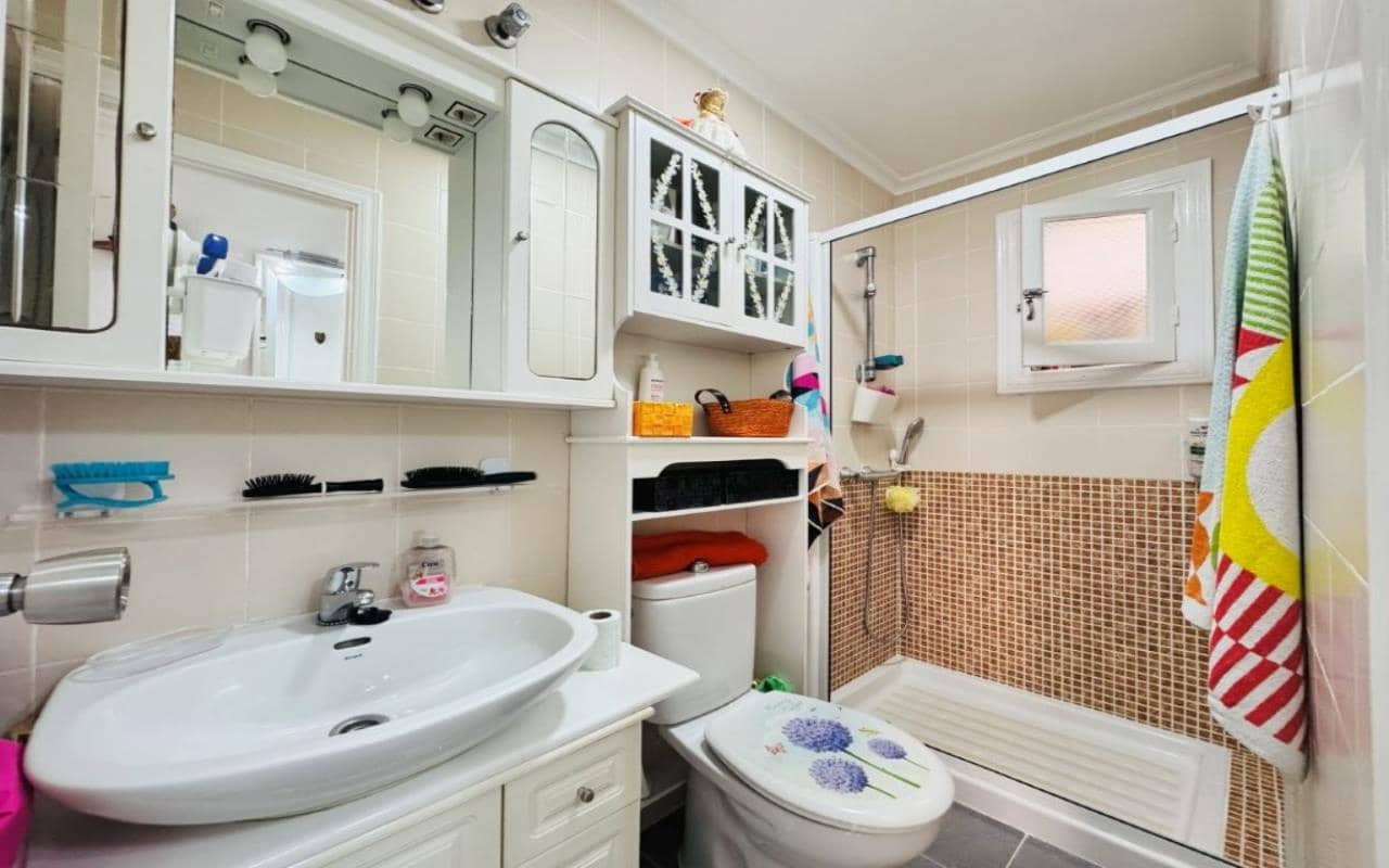 1 slaapkamer Appartement te koop in La Mata met zwembad - € 95.000 (Ref: 9452437)