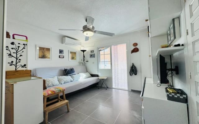 1 soveværelse Lejlighed til salg i La Mata, Torrevieja med swimmingpool - € 95.000 (Ref: 9452437)