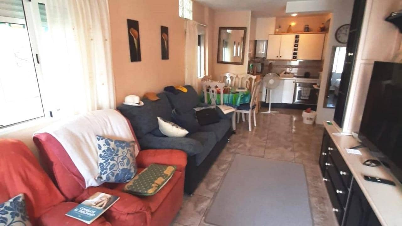 4 bedroom Townhouse for sale in La Torreta with pool garage - € 189,000 (Ref: 9452971)