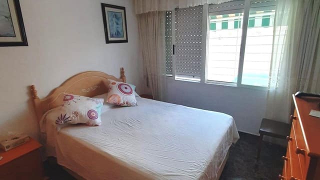 4 bedroom Townhouse for sale in La Torreta, Torrevieja with pool garage - € 189,000 (Ref: 9452971)