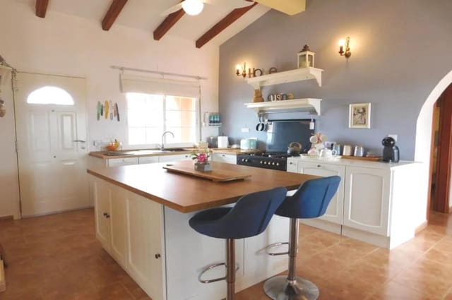 3 camera da letto Finca/Casa di Campagna in vendita in Dolores con piscina garage - 460.000 € (Rif: 9454748)