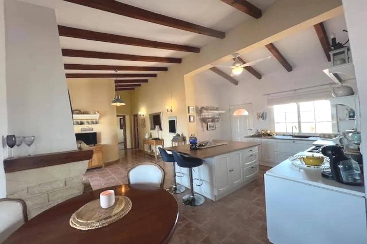 3 makuuhuone Maalaistalo myytävänä paikassa Dolores mukana uima-altaan 
autotalli - 460 000 € (Ref: 9454748)