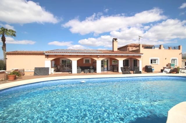 3 camera da letto Finca/Casa di Campagna in vendita in Dolores con piscina garage - 460.000 € (Rif: 9454748)