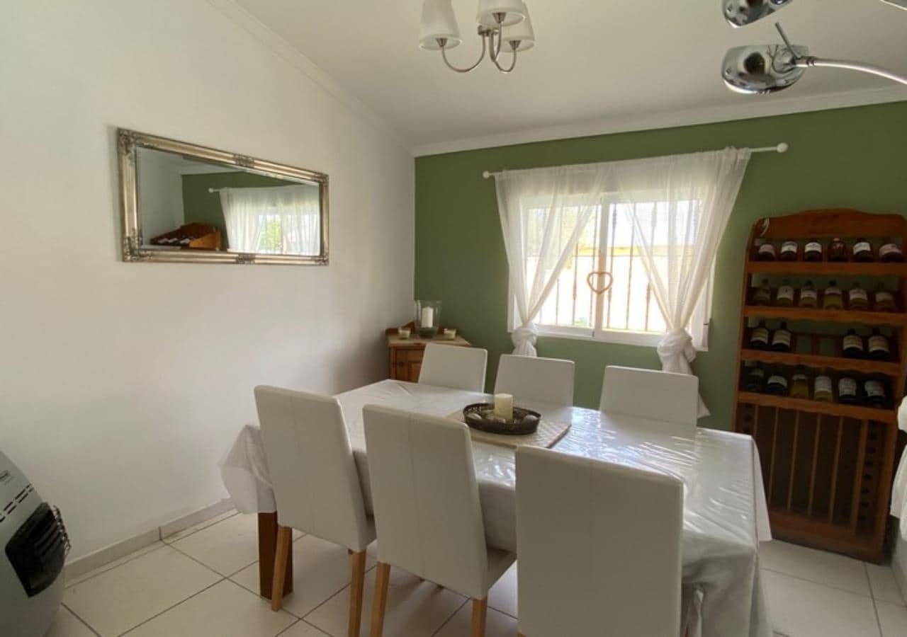 Chalet de 5 habitaciones en Albatera en venta con piscina garaje - 399.950 € (Ref: 9462931)