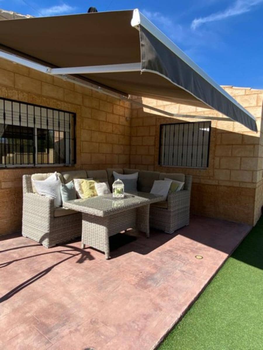 Chalet de 5 habitaciones en Albatera en venta con piscina garaje - 399.950 € (Ref: 9462931)