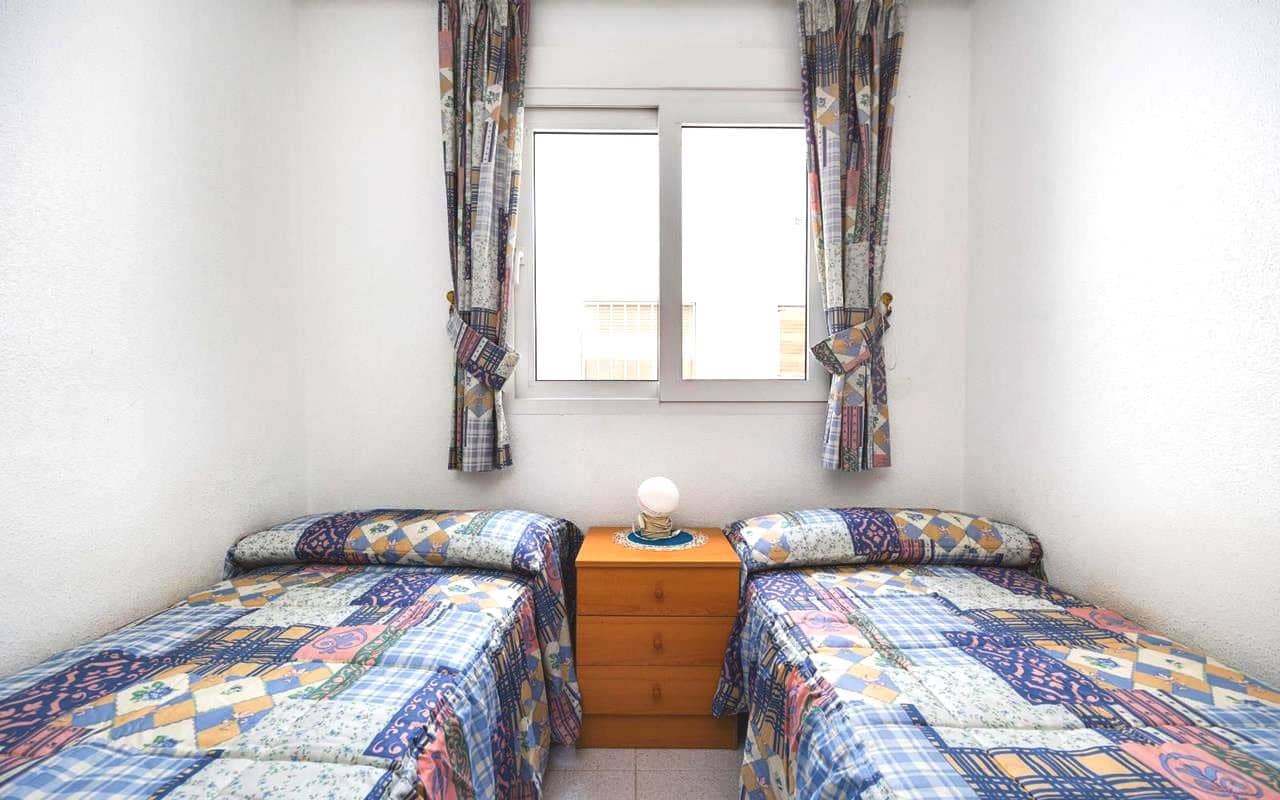 2 Zimmer Apartment zu verkaufen in Torrevieja mit Pool - 149.995 € (Ref: 9476259)