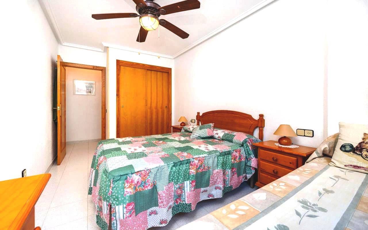2 Zimmer Apartment zu verkaufen in Torrevieja mit Pool - 149.995 € (Ref: 9476259)