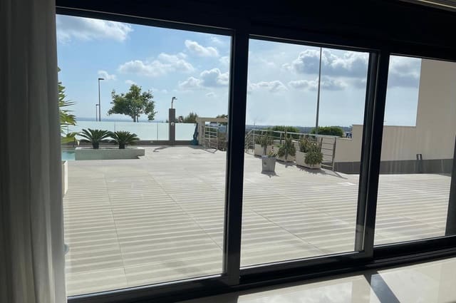 5 bedroom Villa for sale in San Miguel de Salinas with pool garage - € 849,000 (Ref: 9524622)