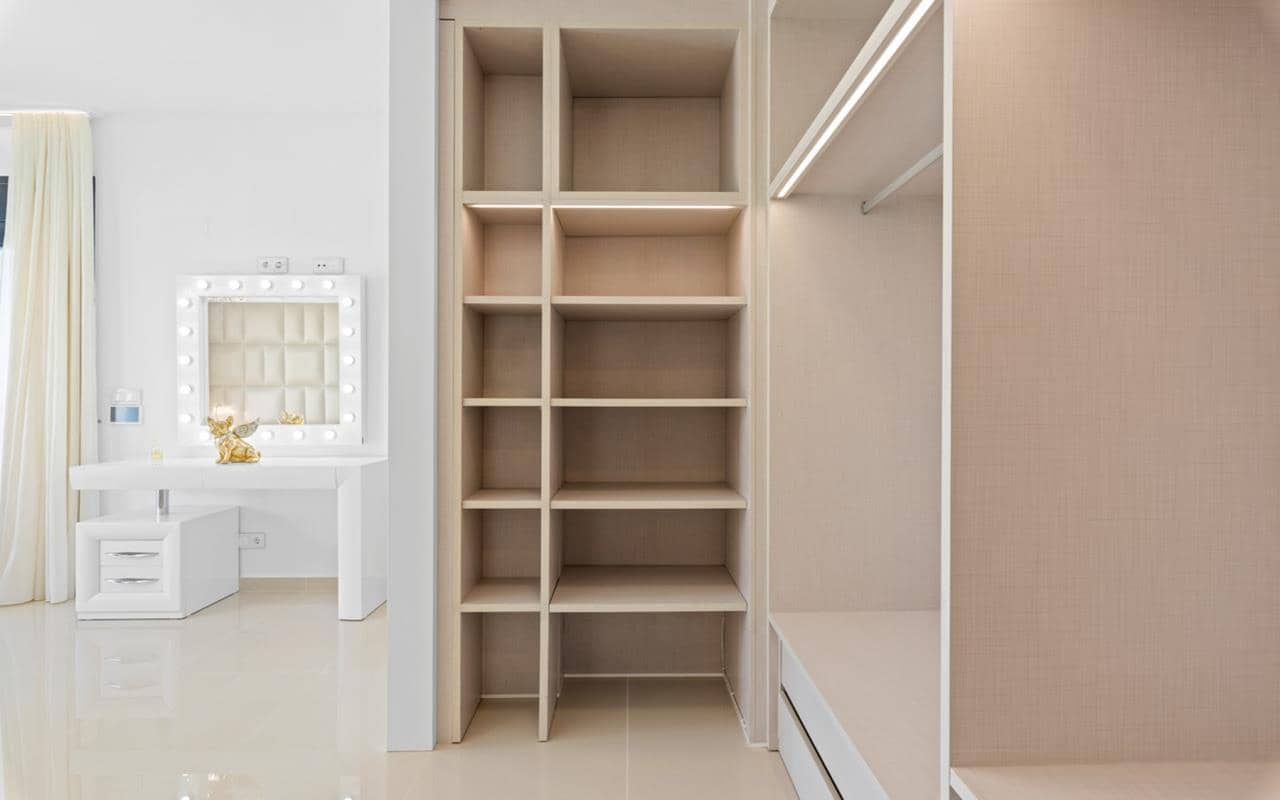 5 bedroom Villa for sale in San Miguel de Salinas with pool garage - € 849,000 (Ref: 9524622)