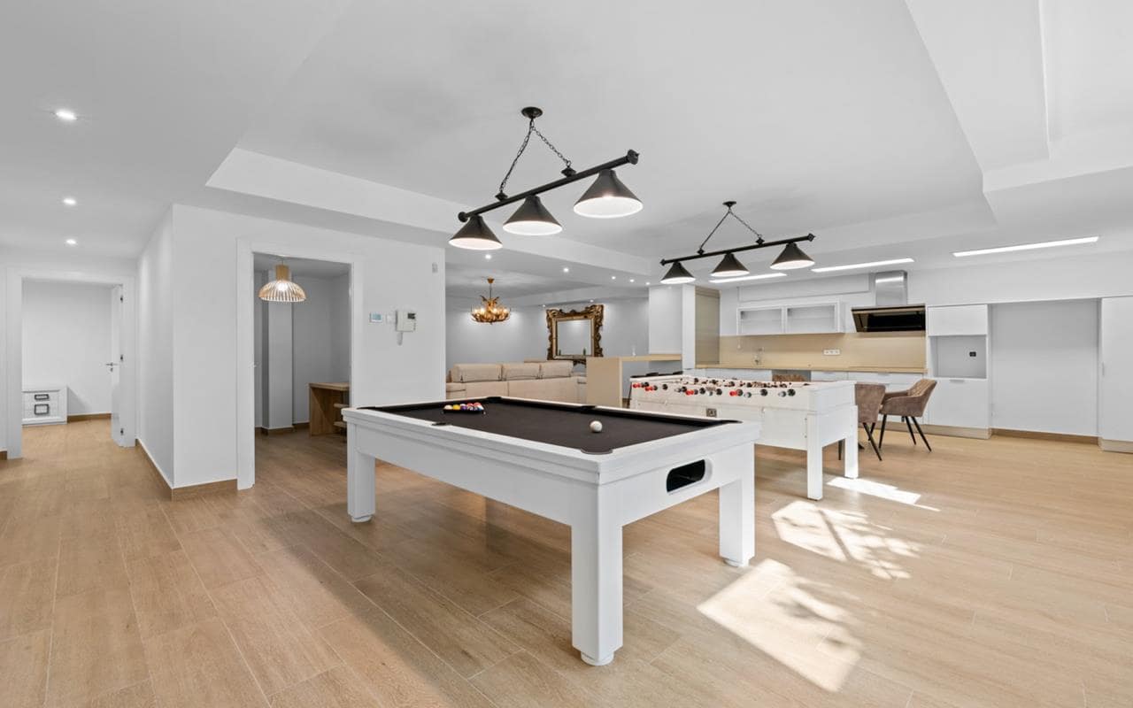 5 bedroom Villa for sale in San Miguel de Salinas with pool garage - € 849,000 (Ref: 9524622)