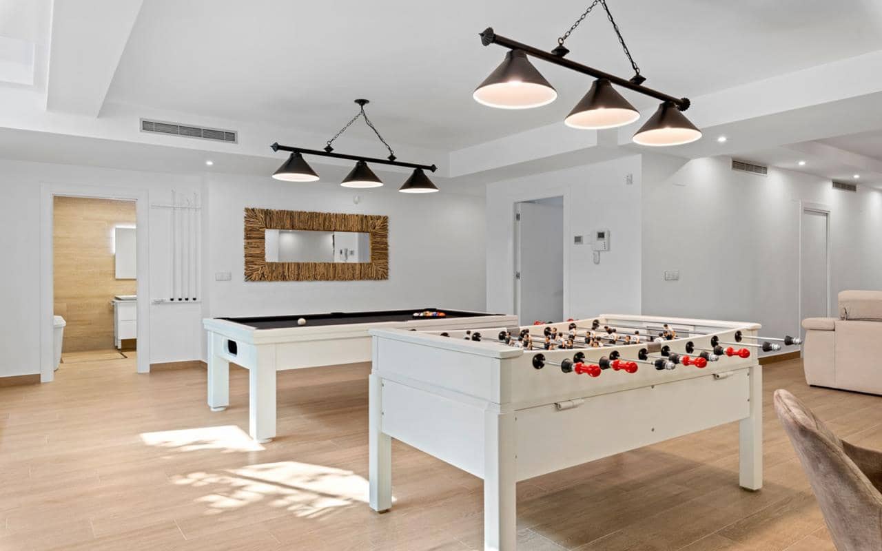 5 bedroom Villa for sale in San Miguel de Salinas with pool garage - € 849,000 (Ref: 9524622)