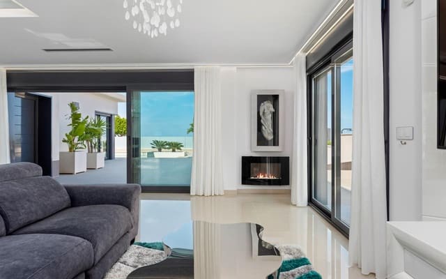 5 sovrum Villa till salu i San Miguel de Salinas med pool garage - 849 000 € (Ref: 9524622)