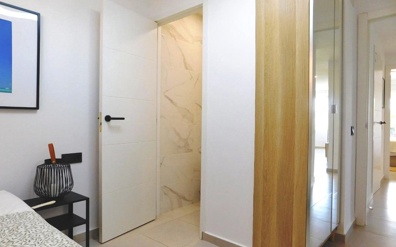 3 makuuhuone Huoneisto myytävänä paikassa Torrevieja mukana 
autotalli - 229 000 € (Ref: 9532994)